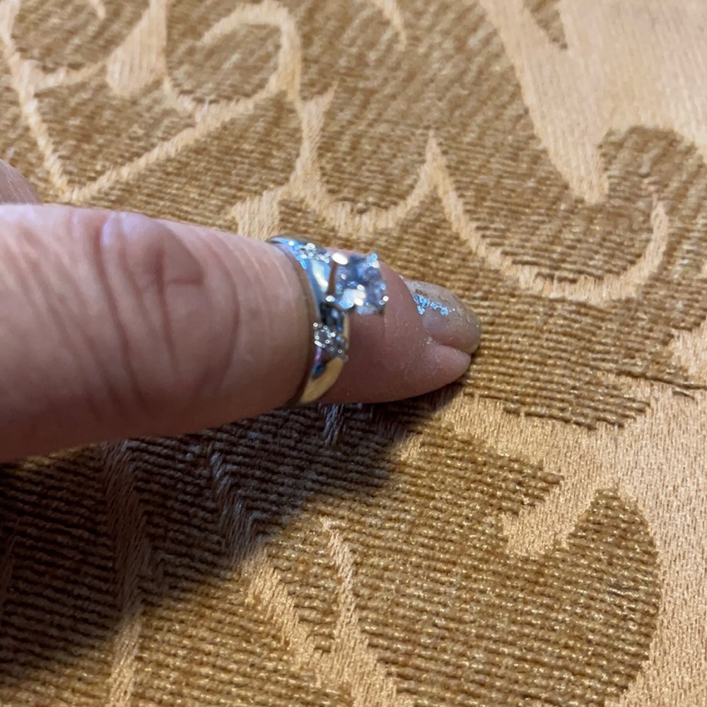 Used  solitaire ring size 6